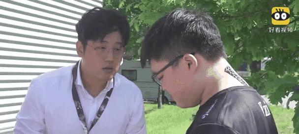 职业联赛英雄联盟教练是谁？教练对比赛有何影响？